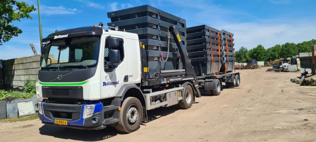 volle vracht 6 m3 Portaalarmcontainers