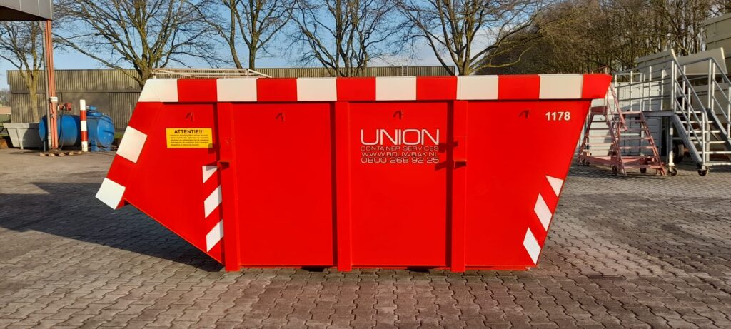 Union Container Services B.V. kreeg deze week 10 stuks nieuwe portaalcontainers. Hard werken met kwaliteit; een aanwinst voor het containerpark! Gijs Hartog wederom bedankt !